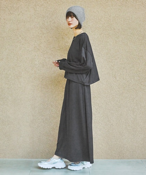 LAKOLE（ラコレ）の「ドロスト長袖プルオーバー / 151797（Tシャツ/カットソー・レディース・ブラウン/ブラック/グレー/サンドグレー・SMALL/MEDIUM）」の12枚目の写真