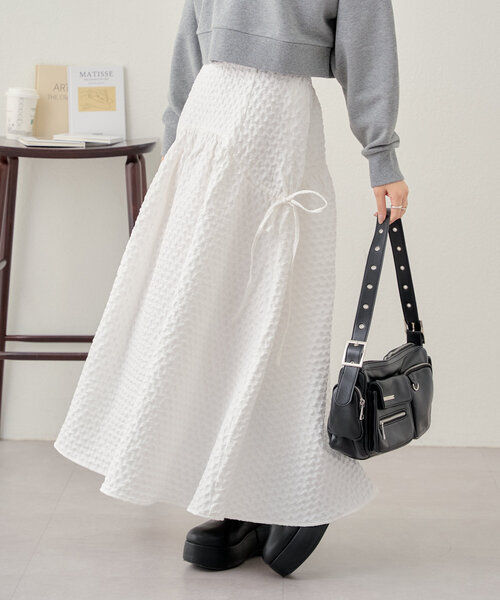 Chico（チコ）の「ジャガードボリュームロングスカート（スカート・レディース・グレー/ブラック/アイボリー・FREE）」の10枚目の写真