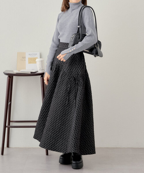 Chico（チコ）の「ジャガードボリュームロングスカート（スカート・レディース・グレー/ブラック/アイボリー・FREE）」の18枚目の写真