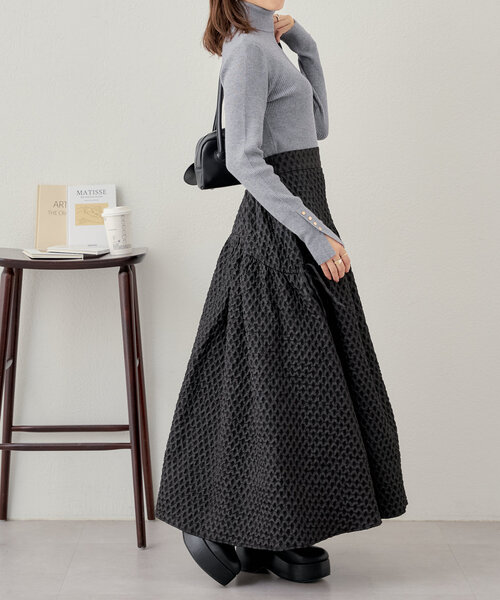 Chico（チコ）の「ジャガードボリュームロングスカート（スカート・レディース・グレー/ブラック/アイボリー・FREE）」の19枚目の写真