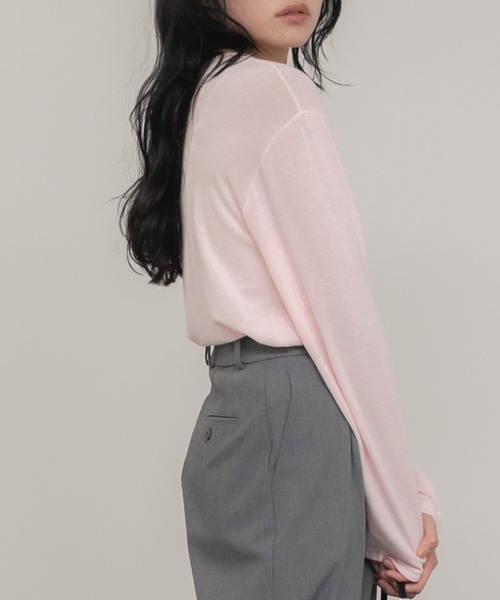HEILIS(ヘイリス)の「【定番人気!HIT ITEM!】【新色追加】ベーシックシアーロングスリーブカットソー/韓国 長袖 秋服 冬服 春服 ノームコア シアー カットソー クルーネック ブラック アイボリー ホワイト ブルー レッド ネイビー ピンク 赤トップス レイヤード インナー ロンT(Tシャツ/カットソー・レディース・ブラック/アイボリー/レッド/ブルー/ライトピンク/ネイビー/ライトブルー・FREE)」の22枚目の写真