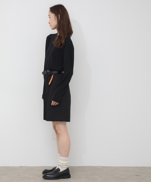 HEILIS（ヘイリス）の「【定番人気！HIT ITEM！】【新色追加】ベーシックシアーロングスリーブカットソー/韓国 長袖 秋服 冬服 春服 ノームコア シアー カットソー クルーネック ブラック アイボリー ホワイト ブルー レッド ネイビー  ピンク 赤トップス レイヤード インナー ロンT（Tシャツ/カットソー・レディース・ブラック/アイボリー/レッド/ブルー/ライトピンク/ネイビー/ライトブルー・FREE）」の19枚目の写真