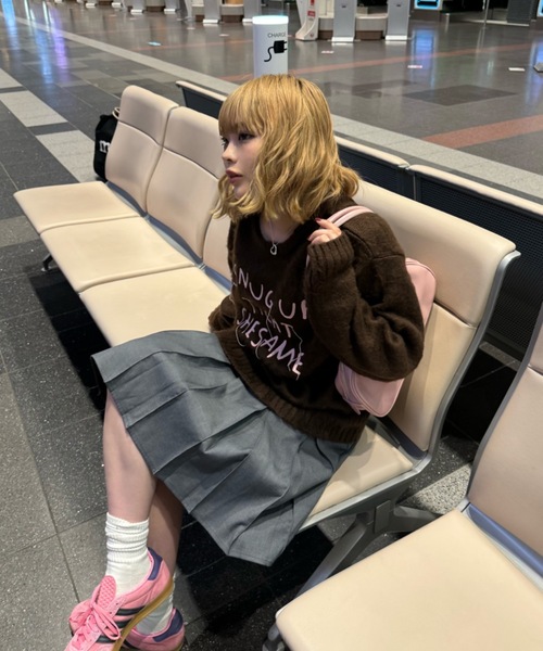 ニット セーター BACK LOGO KNIT PULLOVER レディース shesame（シーセム）の「waving logo Knit（ニット/セーター