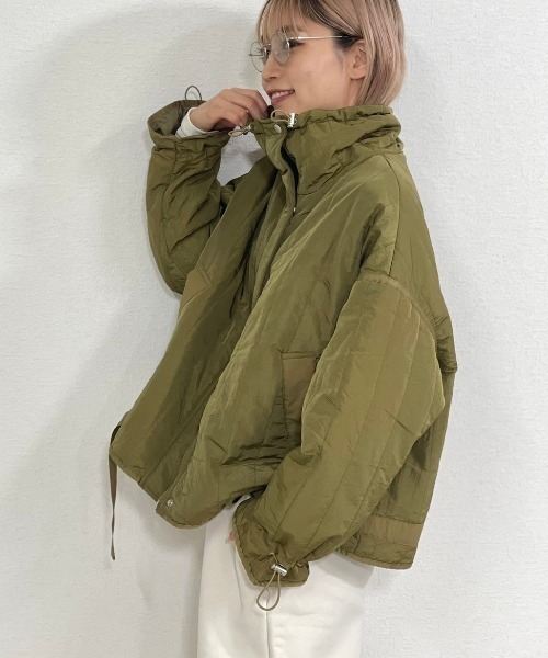 gossara(ゴサラ)の「Nワッシャー縦キルトJK(ブルゾン・レディース・ベージュ系/カーキ・MEDIUM)」の14枚目の写真