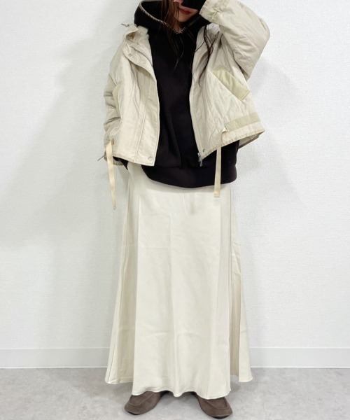 gossara(ゴサラ)の「Nワッシャー縦キルトJK(ブルゾン・レディース・ベージュ系/カーキ・MEDIUM)」の21枚目の写真