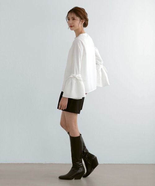 MERAKI(メラキ)の「袖リボンパールボタンブラウス(シャツ/ブラウス・レディース・ブラック/ホワイト・S/M)」の12枚目の写真