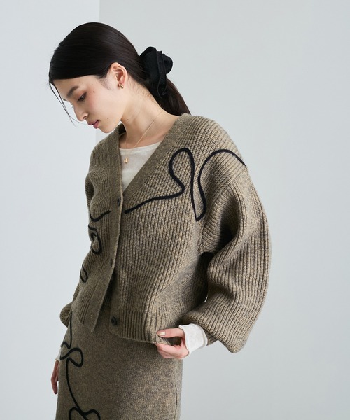 【セール】【WEB/1部店舗限定】リボンコード刺繍Vネックカーディガン【セットアップ対応】（カーディガン/ボレロ）｜VIS（ビス）