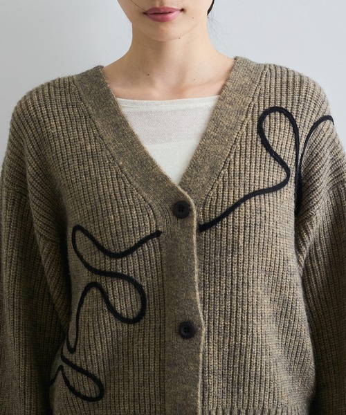 【セール】【WEB/1部店舗限定】リボンコード刺繍Vネックカーディガン【セットアップ対応】（カーディガン/ボレロ）｜VIS（ビス）