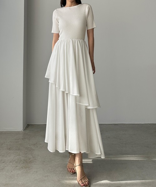 Louere(ルエレ)の「ニットドッキングティアードワンピース(ワンピース・レディース・ネイビー/ホワイト/ブラック・SMALL/MEDIUM/LARGE)」の7枚目の写真