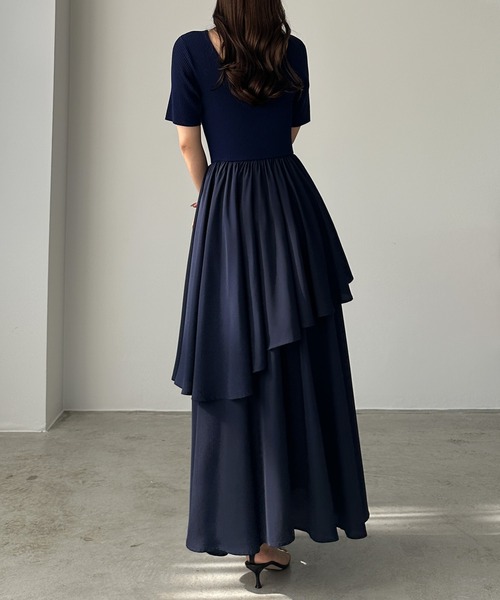 Louere(ルエレ)の「ニットドッキングティアードワンピース(ワンピース・レディース・ネイビー/ホワイト/ブラック・SMALL/MEDIUM/LARGE)」の13枚目の写真