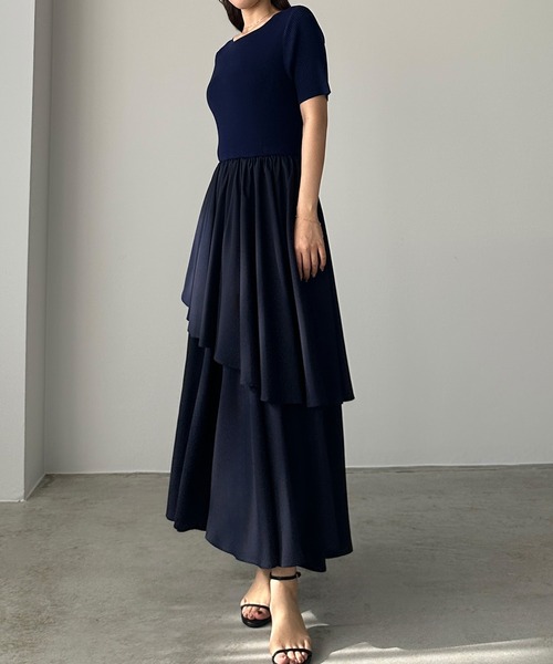 Louere(ルエレ)の「ニットドッキングティアードワンピース(ワンピース・レディース・ネイビー/ホワイト/ブラック・SMALL/MEDIUM/LARGE)」の16枚目の写真