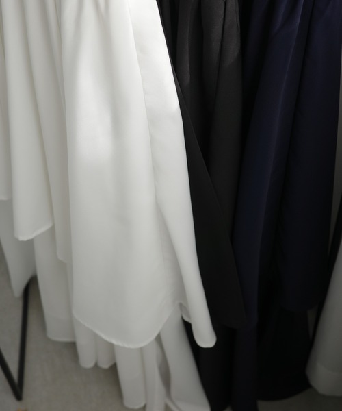 Louere(ルエレ)の「ニットドッキングティアードワンピース(ワンピース・レディース・ネイビー/ホワイト/ブラック・SMALL/MEDIUM/LARGE)」の20枚目の写真