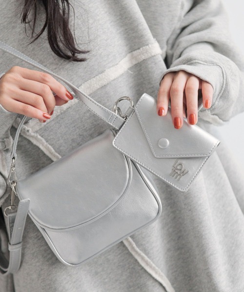 LOWRYS FARM（ローリーズファーム）の「２ＳＥＴショルダーＢＡＧ 284413（ショルダーバッグ・レディース・ピンク/シルバー/ブラック・FREE）」の19枚目の写真