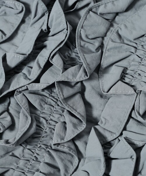 CAROLINA GLASER（カロリナ グレイサー）の「リボン フリル  ショート丈ベスト（ベスト・レディース・ブラック/サックスブルー・ONE SIZE）」の11枚目の写真