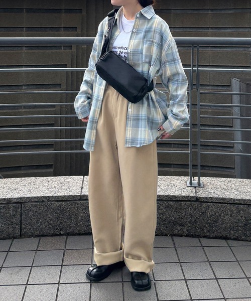 ISOOK（アイスー）の「【ISOOK / アイスー】レギュラーカラーチェックネルシャツ / ミドル丈 長袖 メンズライク 古着風 ブラウス ネイビー グレー ブルー ZOZOTOWN限定（シャツ/ブラウス・レディース・ネイビー/スモークグレー・FREE）」の3枚目の写真