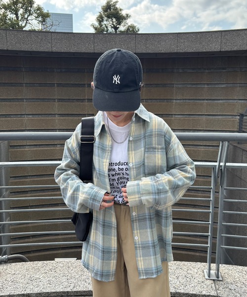 ISOOK（アイスー）の「【ISOOK / アイスー】レギュラーカラーチェックネルシャツ / ミドル丈 長袖 メンズライク 古着風 ブラウス ネイビー グレー ブルー ZOZOTOWN限定（シャツ/ブラウス・レディース・ネイビー/スモークグレー・FREE）」の5枚目の写真