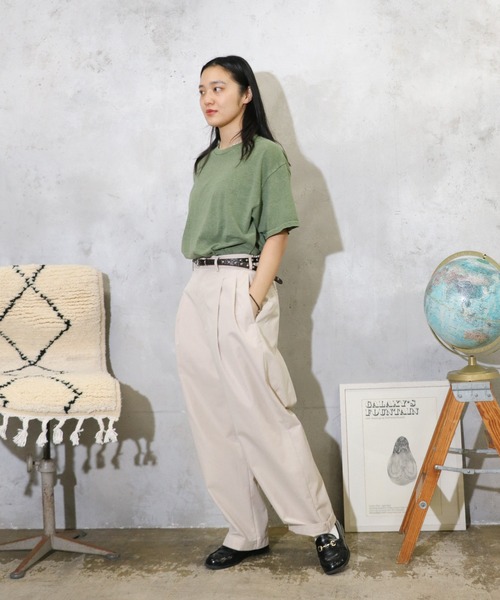 JERZEES(ジャージーズ)の「JERZEES / ジャージーズ UNISEX PIGMENT DYE T-SHIRTS ピグメントダイ クルーネックTシャツ(Tシャツ/カットソー・メンズ・モカ/レッド/グリーン/グレー/ライトグリーン/ブラック・MEDIUM/LARGE/X-LARGE/SMALL)」の4枚目の写真