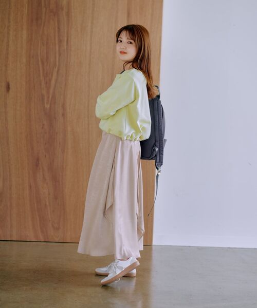 COHINA(コヒナ)の「ボートネックドロストスウェット 【低身長・小柄女性】(スウェット・レディース・グレー/ピンク/イエロー/ベージュ・ONE SIZE)」の16枚目の写真