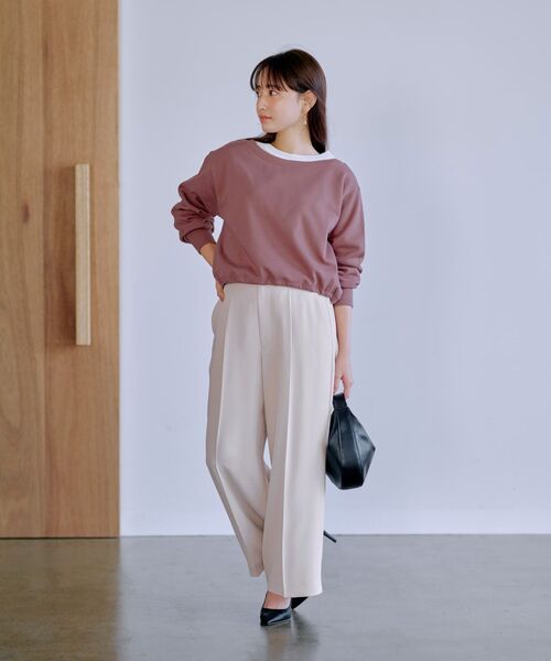 COHINA(コヒナ)の「ボートネックドロストスウェット 【低身長・小柄女性】(スウェット・レディース・グレー/ピンク/イエロー/ベージュ・ONE SIZE)」の13枚目の写真