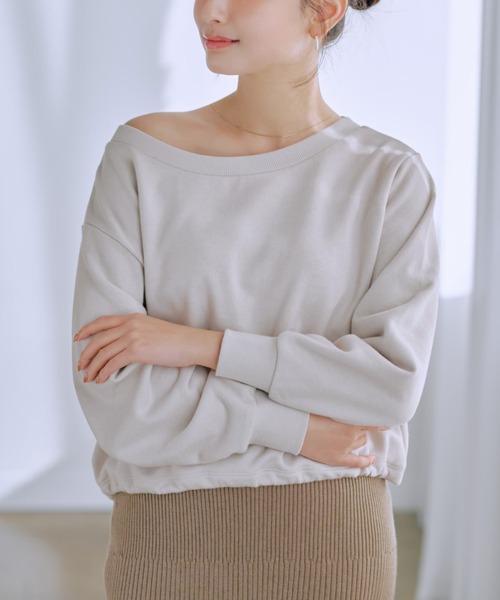 COHINA(コヒナ)の「ボートネックドロストスウェット 【低身長・小柄女性】(スウェット・レディース・グレー/ピンク/イエロー/ベージュ・ONE SIZE)」の1枚目の写真