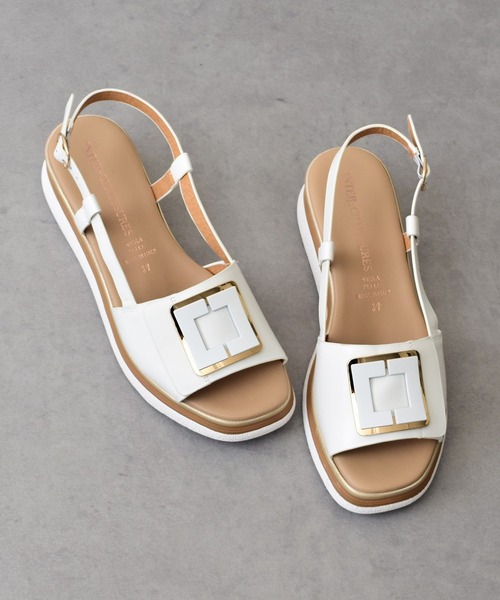 inter-chaussures（インターショシュール）の「【INTER-CHAUSSURES】バックルウエッジバックバンドサンダル(I52100)（サンダル・レディース・ブラック/シルバー/ホワイト・35/36/37/38/39）」の2枚目の写真