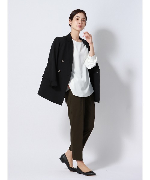SUIT SQUARE(スーツスクエア)の「PERFORMANCE BLOUSE ラウンドネックブラウス 8分袖 ウォッシャブル UVカット 無地(シャツ/ブラウス・レディース・ネイビー系/ホワイト系/ベージュ系・40(11号)/38(9号))」の10枚目の写真