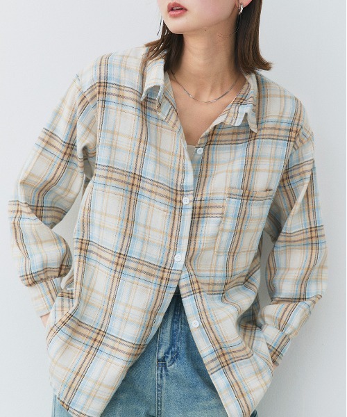 ad thie(アドティエ)の「ポケット付き チェックシャツ(シャツ/ブラウス・レディース・ネイビー/ピンク/アイボリー/ライトブルー・FREE)」の7枚目の写真