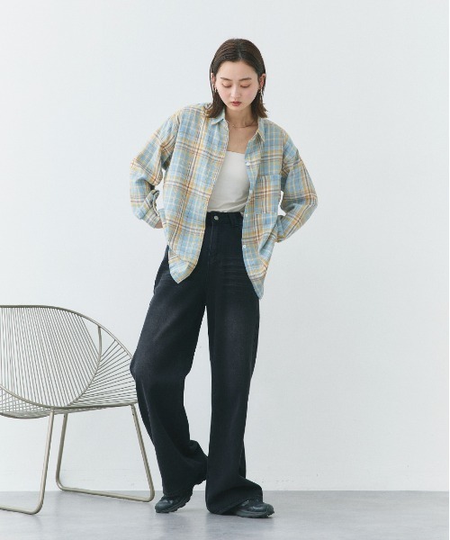 ad thie(アドティエ)の「ポケット付き チェックシャツ(シャツ/ブラウス・レディース・ネイビー/ピンク/アイボリー/ライトブルー・FREE)」の15枚目の写真