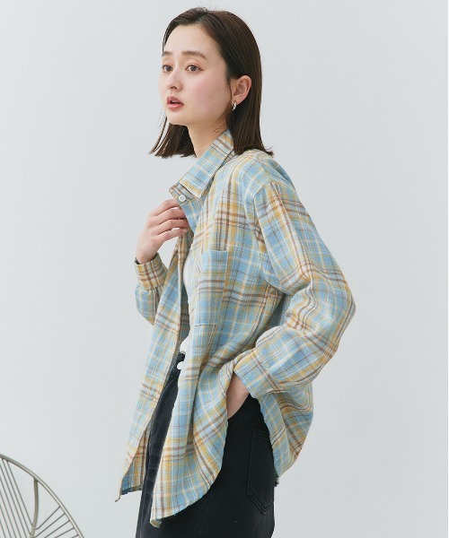 ad thie(アドティエ)の「ポケット付き チェックシャツ(シャツ/ブラウス・レディース・ネイビー/ピンク/アイボリー/ライトブルー・FREE)」の21枚目の写真
