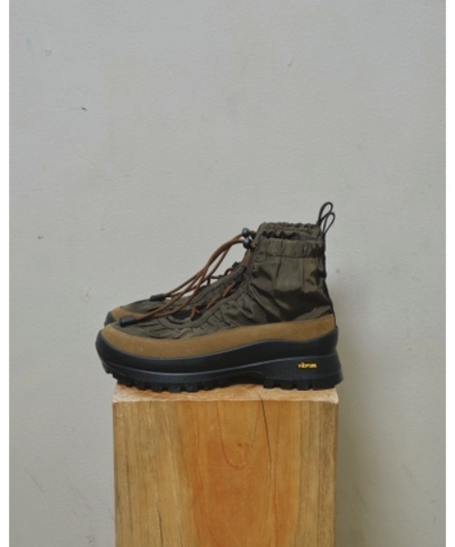 TODAYFUL(トゥデイフル)の「TODAYFUL Vibramsole Drawstring Sneakers(スニーカー・レディース・ワイン/カーキブラウン・36/37/38)」の4枚目の写真
