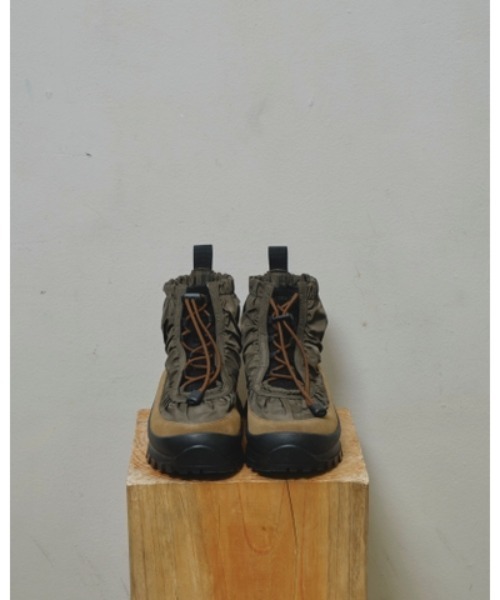 TODAYFUL(トゥデイフル)の「TODAYFUL Vibramsole Drawstring Sneakers(スニーカー・レディース・ワイン/カーキブラウン・36/37/38)」の5枚目の写真
