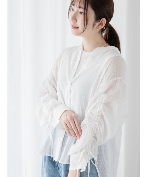 Te chichi TERRASSE(テチチテラス)の「袖シャーリングシアーストライプブラウス(シャツ/ブラウス・レディース・オフホワイト/ブラック/ミント・F)」の1枚目の写真