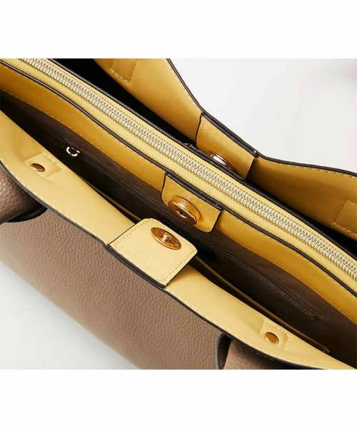 IEDIT（イディット）の「ＩＥＤＩＴ　軽やかに持てる　配色結びリボントートバッグ〈グレージュ〉（トートバッグ・レディース・グレイッシュベージュ・ONE SIZE）」の12枚目の写真