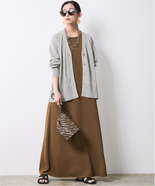 CHIC STYLE（シックスタイル）の「ノースリーブAラインロングワンピース＜大きいサイズ有＞（もっとロング丈）シックスタイル（ワンピース・レディース・ブラック/オリーブ・3L/L/M/5L/4L/LL）」の9枚目の写真