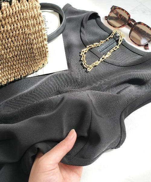 CHIC STYLE（シックスタイル）の「ノースリーブAラインロングワンピース＜大きいサイズ有＞（もっとロング丈）シックスタイル（ワンピース・レディース・ブラック/オリーブ・3L/L/M/5L/4L/LL）」の21枚目の写真