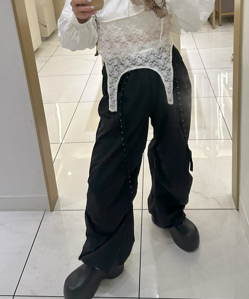 Alley Tokyo(アリートーキョー)の「裾ぴろんレースTOPS(Tシャツ/カットソー・レディース・レッド/サックスブルー/オフホワイト・FREE)」の21枚目の写真