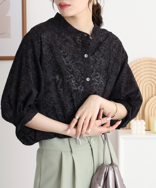 A.N.L（エーエヌエル　レーベル）の「A.N.L オパール加工 5分袖ノーカラー花柄ブラウス（シャツ/ブラウス・レディース・ブラック/オフホワイト・38）」の9枚目の写真