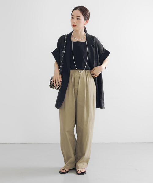 URBAN RESEARCH（アーバンリサーチ）の「スクエアネックタンクトップ（タンクトップ・レディース・ブラック/カーキ/ホワイト・FREE）」の8枚目の写真