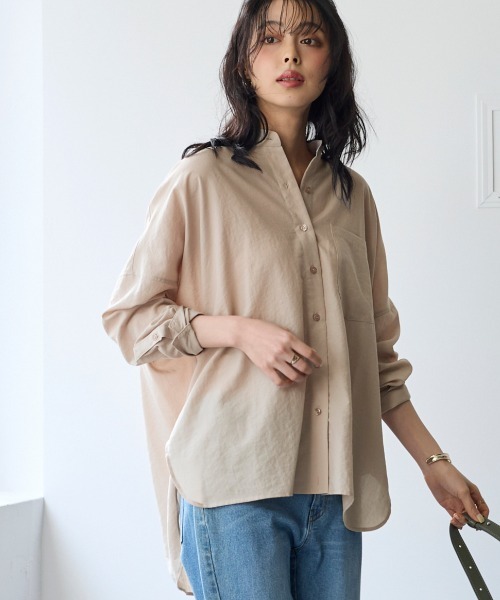 SMILE LAND（スマイルランド）の「【美極シャツ】オーバーサイズ２WAYシャツ＜大きいサイズ有＞（シャツ/ブラウス・レディース・ベージュ/サーモンピンク/チャコール/サックスブルー・5L/4L/3L/LL/L）」の2枚目の写真