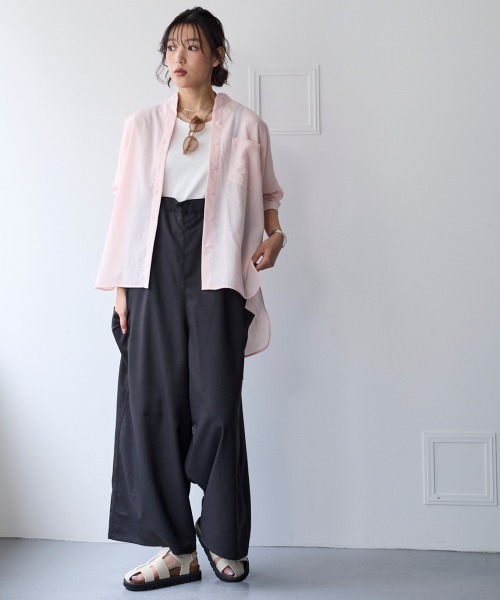 SMILE LAND（スマイルランド）の「【美極シャツ】オーバーサイズ２WAYシャツ＜大きいサイズ有＞（シャツ/ブラウス・レディース・ベージュ/サーモンピンク/チャコール/サックスブルー・5L/4L/3L/LL/L）」の6枚目の写真