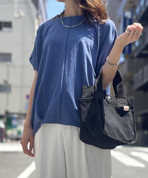 ikka(イッカ)の「【接触冷感】冷感鹿の子センターシームタックプルオーバー(Tシャツ/カットソー・レディース・ネイビー/オレンジ/ブルー/ベージュ/グリーン系その他/モカ・L/M/S)」の5枚目の写真