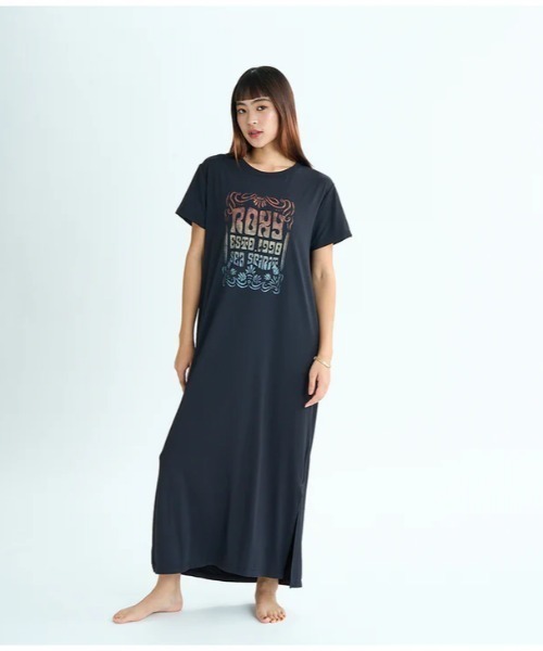 ROXY(ロキシー)の「SEA SPIRIT DRESS /ロキシーフロントプリント水陸両用UVカット速乾塩素対応ラッシュガードワンピース(水着)(ラッシュガード・レディース・ホワイト/ブラック・MEDIUM/LARGE/SMALL)」の2枚目の写真