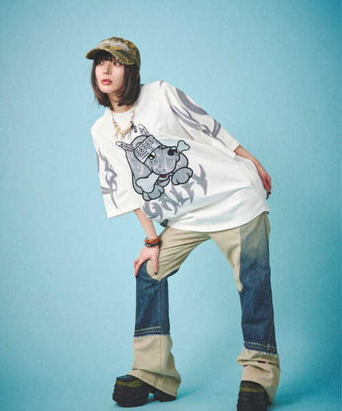 GALFY(ガルフィー)の「『GALFY/ガルフィー』部族長Tシャツ(Tシャツ/カットソー・レディース・オフホワイト/ブラック/グレイッシュベージュ・L/XL)」の8枚目の写真