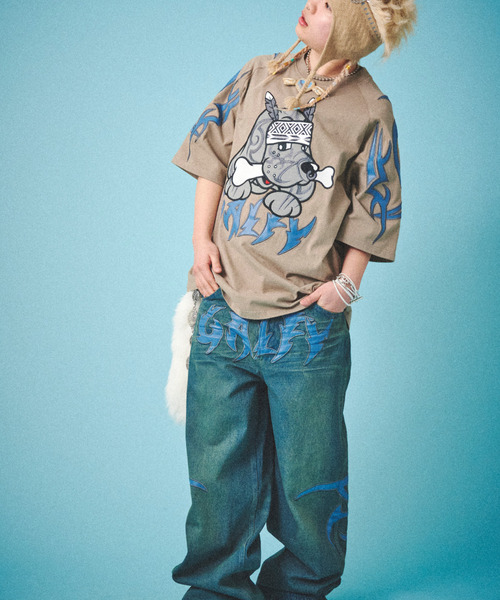 GALFY(ガルフィー)の「『GALFY/ガルフィー』部族長Tシャツ(Tシャツ/カットソー・レディース・オフホワイト/ブラック/グレイッシュベージュ・L/XL)」の17枚目の写真