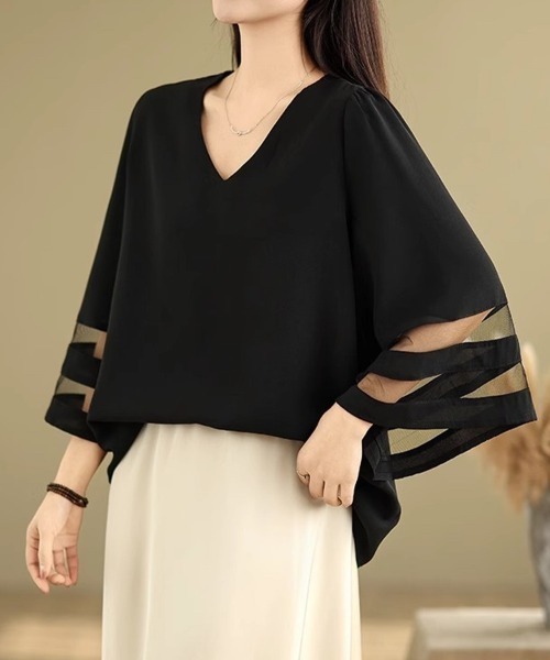 Beststore(ベストストア)の「フレア袖 シフォン ブラウス 深Vネック ゆったり(シャツ/ブラウス・レディース・ホワイト/ブラック/ネイビー・FREE)」の10枚目の写真