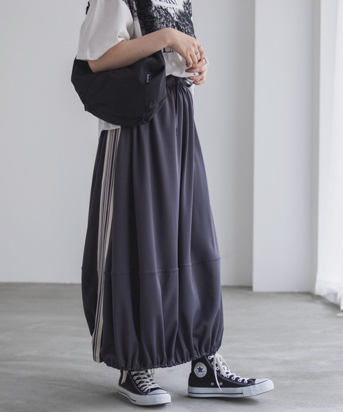 NAVY（ネイビー）の「nAvy ラインバルーンスカート（スカート・レディース・ブラック/チャコールグレー・M/L）」の13枚目の写真