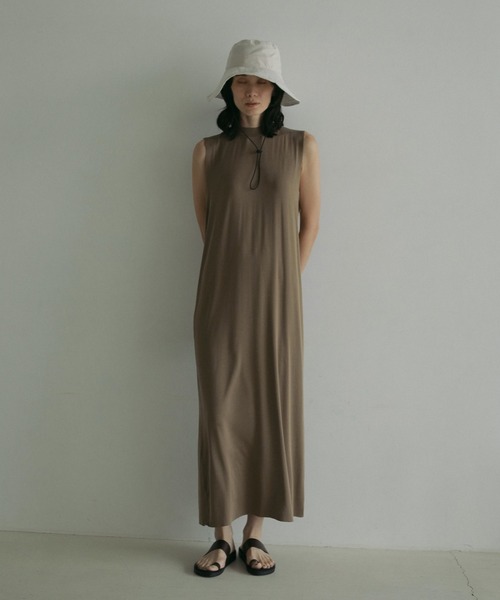 新品 anuke SleevelessTuck Onepiece アイボリー38 anuke ANUKE アンヌーク Sleeveless Tuck Onepiece 即日発送