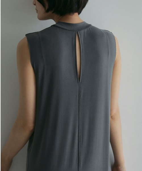 anuke（アンヌーク）の「Sleeveless Cut Onepiece（ワンピース・レディース・ベージュ/ブラック/グレー・36inch/38inch）」の5枚目の写真