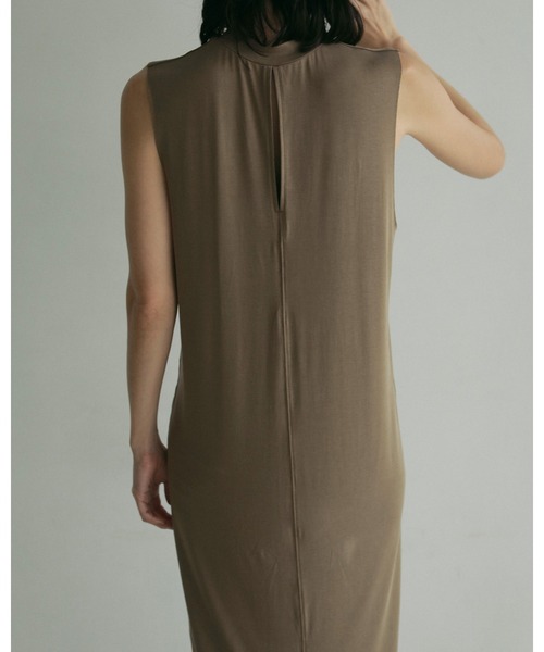 anuke（アンヌーク）の「Sleeveless Cut Onepiece（ワンピース・レディース・ベージュ/ブラック/グレー・36inch/38inch）」の11枚目の写真