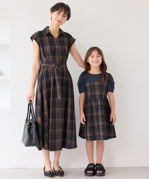 ROPE' PICNIC(ロペピクニック)の「【KIDS/キッズ】ドッキングチェックワンピース/リンクコーデ(ワンピース・キッズ・ブルー系その他/ブラック系その他・L/M/S)」の21枚目の写真